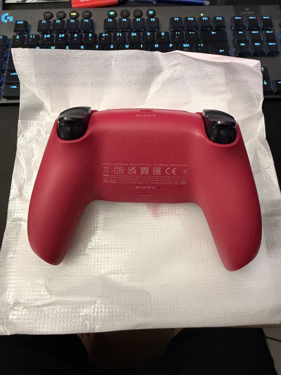 Sony Manettes: PS5 DualSense Controller Cosmic Red  – Neuf (Voir description) à Selzach par SiendoGaming 1