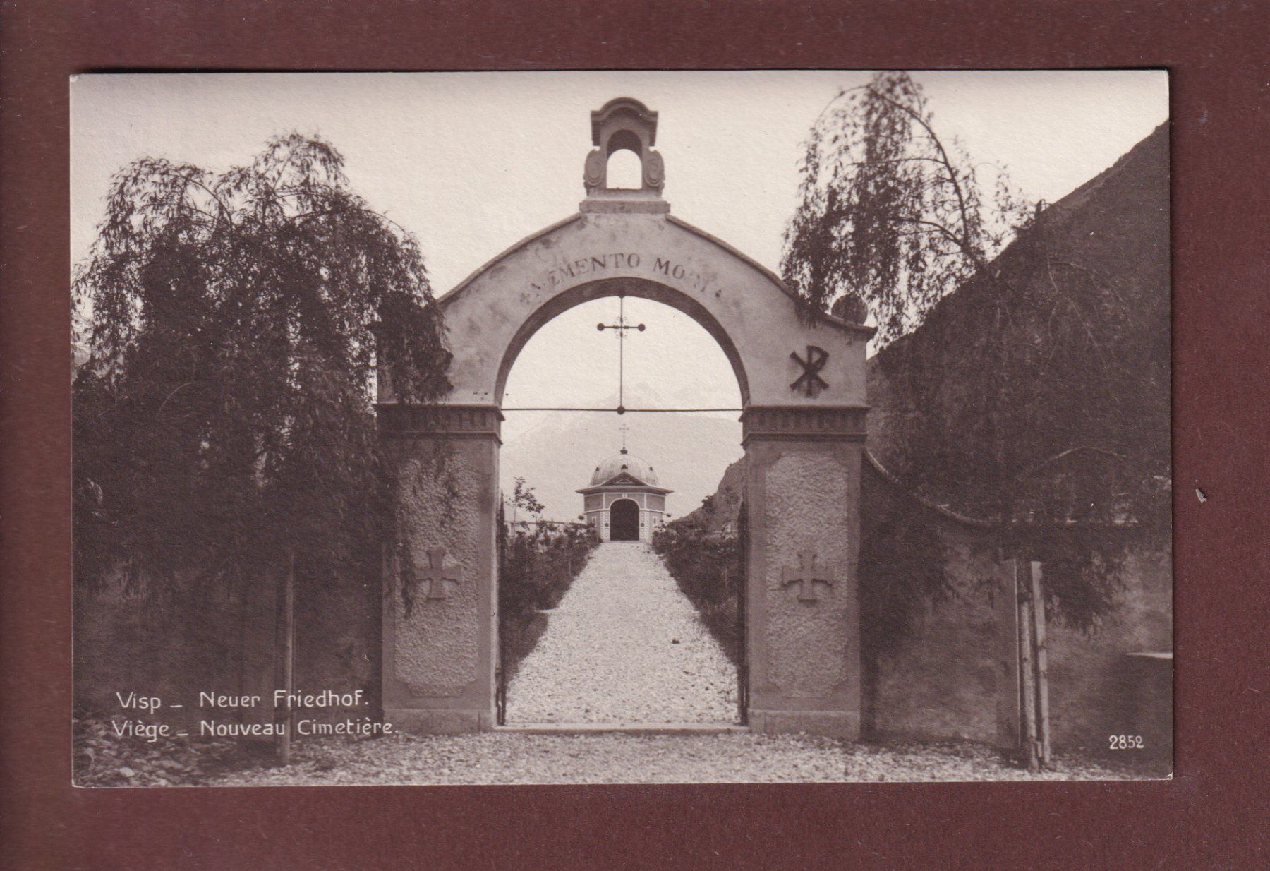 Cartoline postali: VIEGE - Nouveau Cimetière – Usato da Pully venduto da nicecards