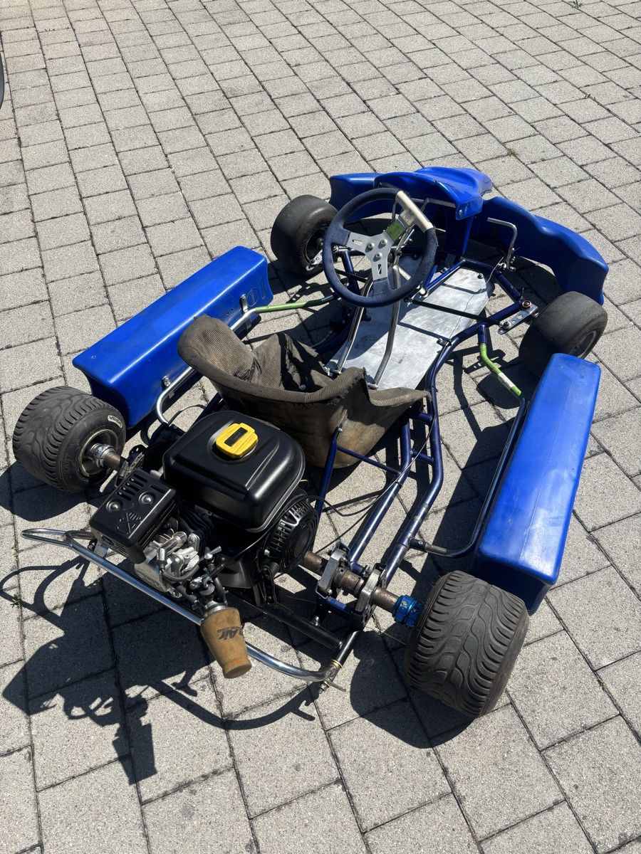 Karts: Kart Tecno mit Benzinmotor – D'occasion à Diepoldsau par indi28 1