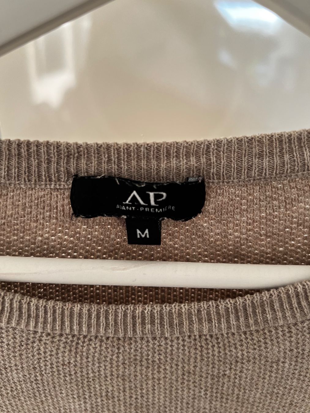 Pullover & Sweatshirts: AP Pullover Beige – Gebraucht aus Oberwil-Lieli von Jo-Ke 1