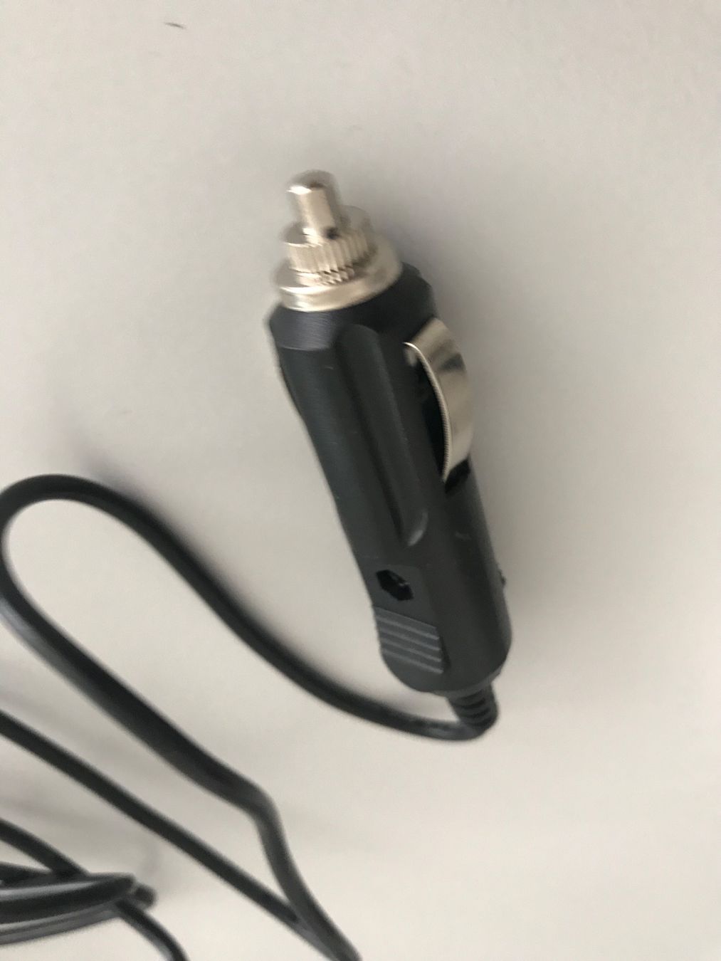 Cavi: Auto Zigarettenanzünder Kabel – Usato da Lausanne venduto da opi_92cn 3
