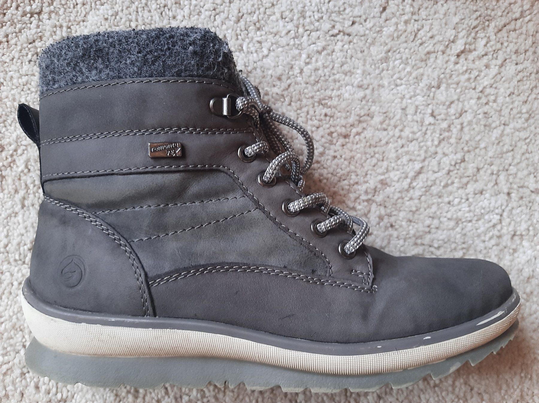 Replay Scarpe da donna: Remonte Schnürstiefeletten Gr 39 – Usato da Muotathal venduto da robin40