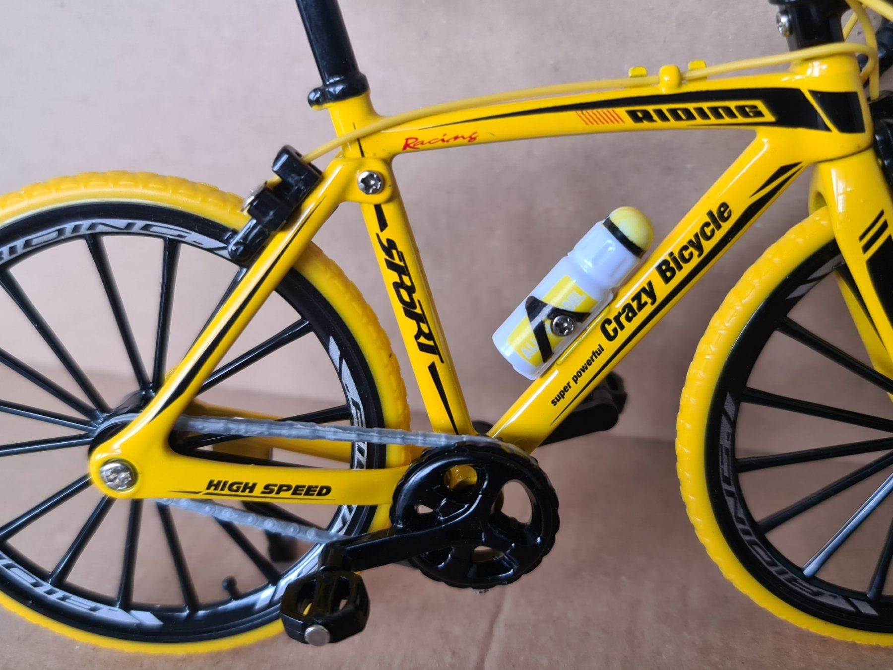 Modellini d'auto: Modell Fahrrad 1:10 – Nuovo (secondo la descrizione) da Uerkheim venduto da Kaufoption 5