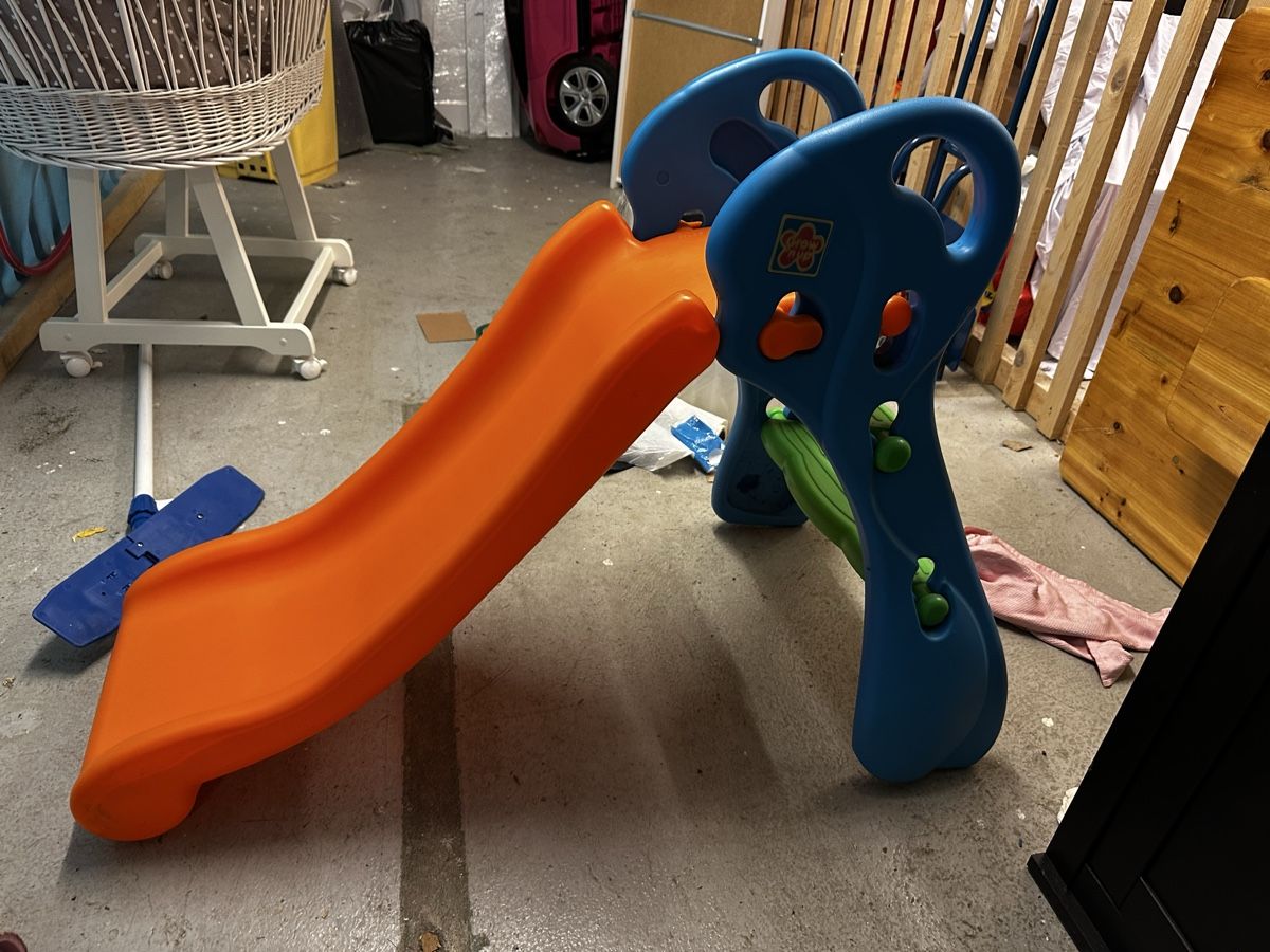Rutschbahn: Kinderrutschbahn – Gebraucht aus Nussbaumen AG von Boban1995