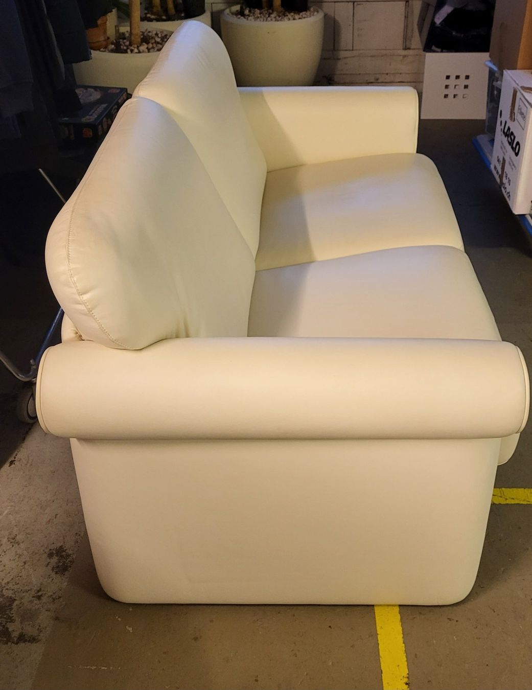 Sofas: tolles 2er Sofa neuwertig – Gebraucht aus Kägiswil von Megafi56 1