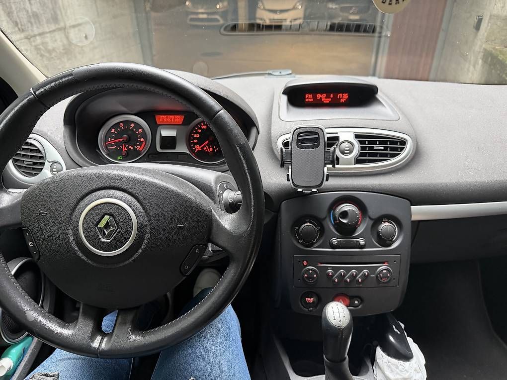 Automobili: Renault Clio 1.6 16V – Usato da Rüfenacht BE venduto da ang_qj88 9