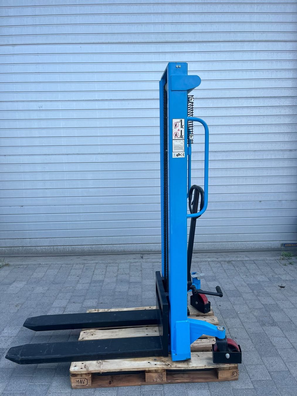 Carrelli elevatori e a forche: Hubwagen – Usato da Kriessern venduto da MarioBaumgartner