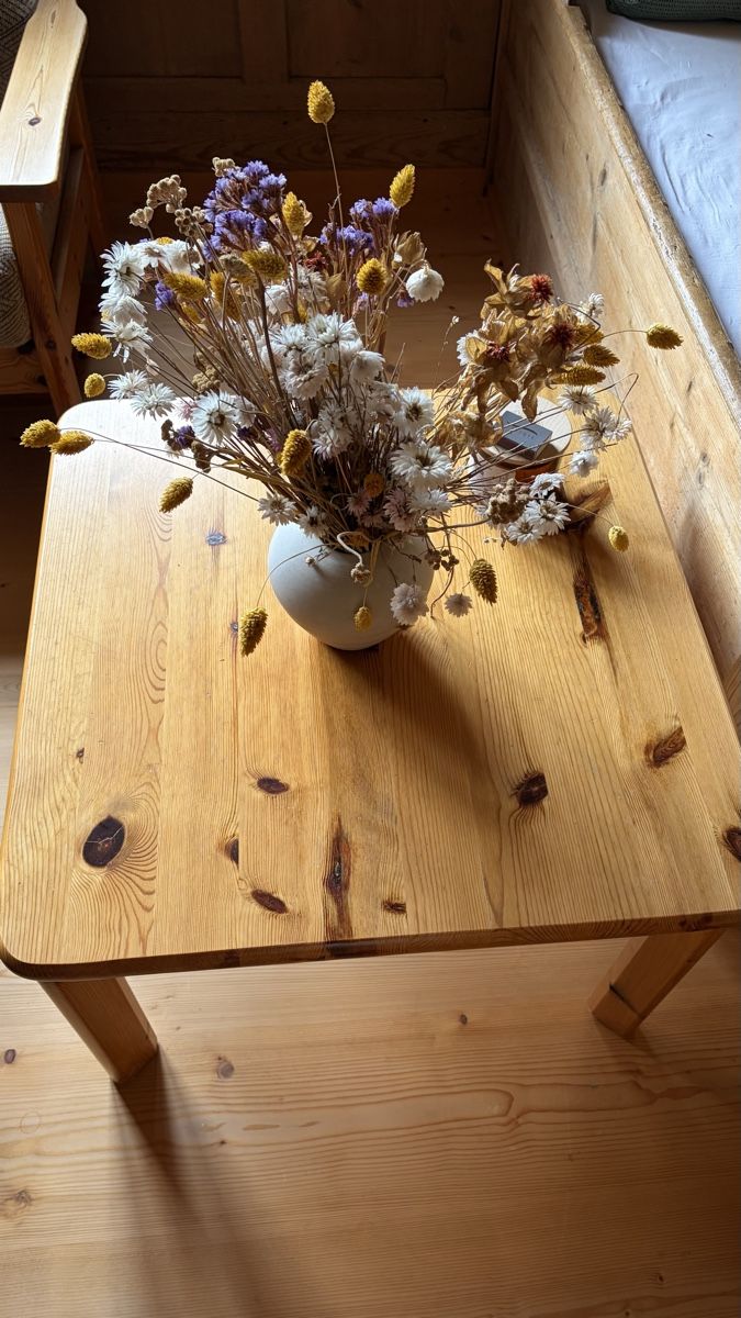 Divani: FERIENHAUSFEELING - SOFA mit 2 SESSELN & TISCHLI – Usato da Nidfurn venduto da cejeisda 5