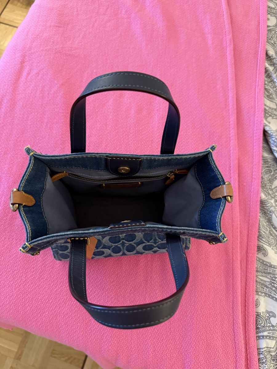Coach Sacs femmes: COACH denim handbag with strap – Neuf (Voir description) à Genève par jad_2zfn 3