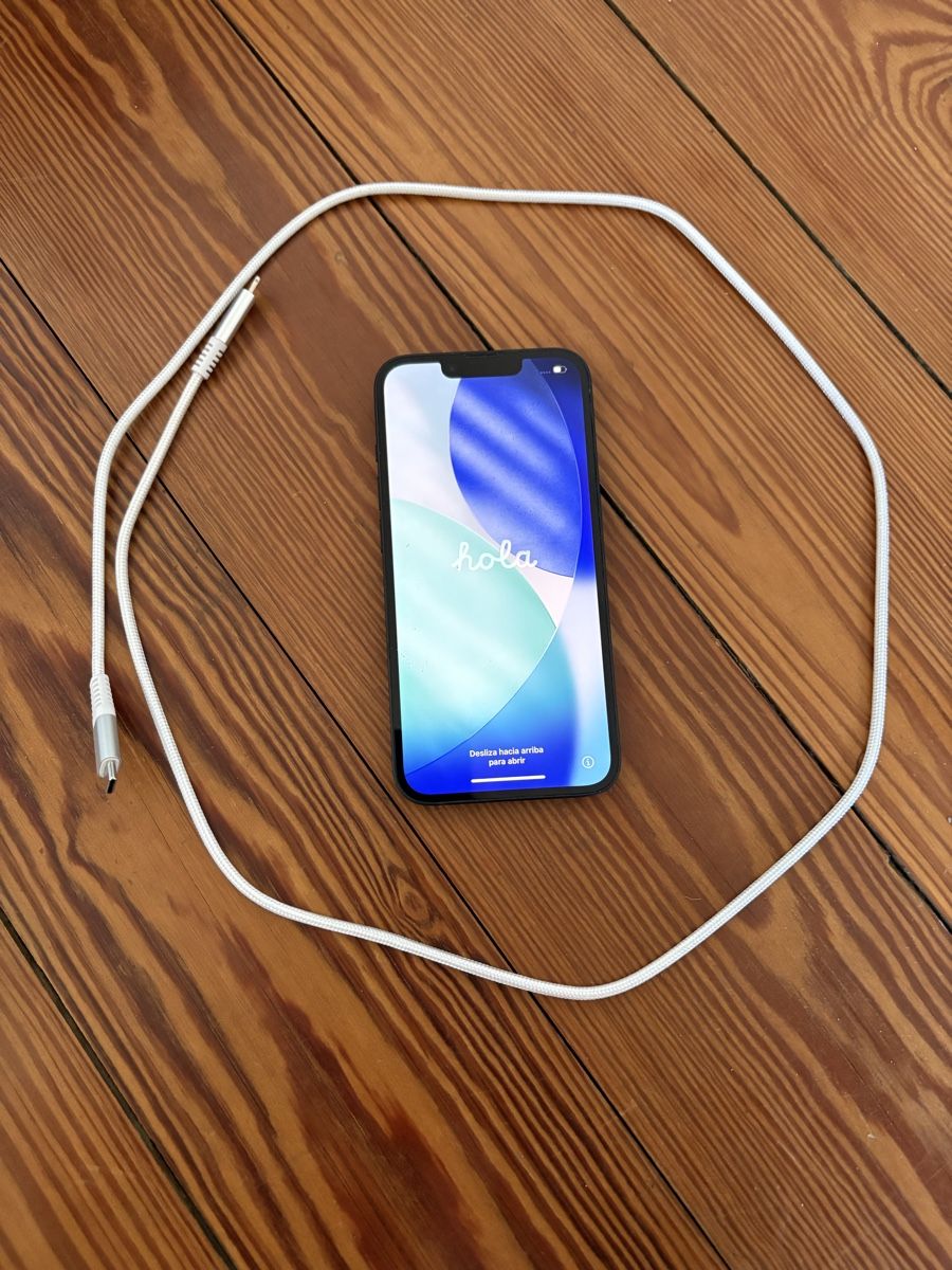 Apple Handys / Smartphones: Iphone 14 128gb dunkelblau – Gebraucht aus Basel von big_7bcs
