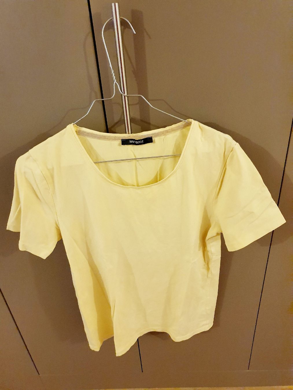Navyboot Lots de vêtements: Navyboot Tshirt gelb – D'occasion à Zürich par Philotimo