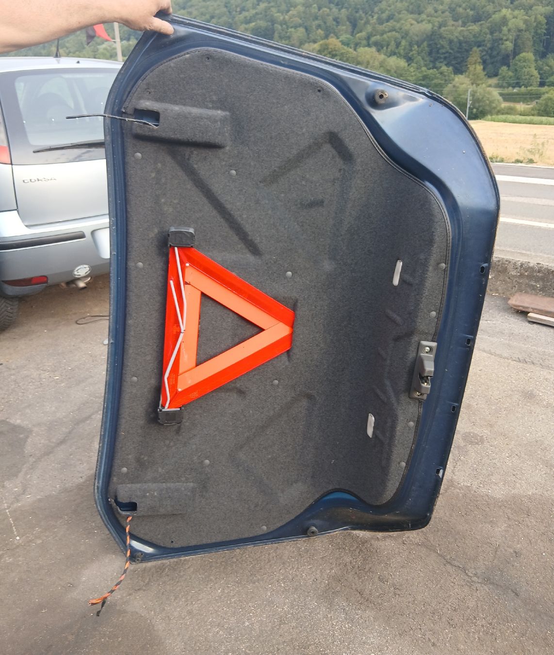 Daimler Toutes les pièces auto: Capot de coffre Daimler Six 1994-1997 – D'occasion à la heutte par Auto-stock 1