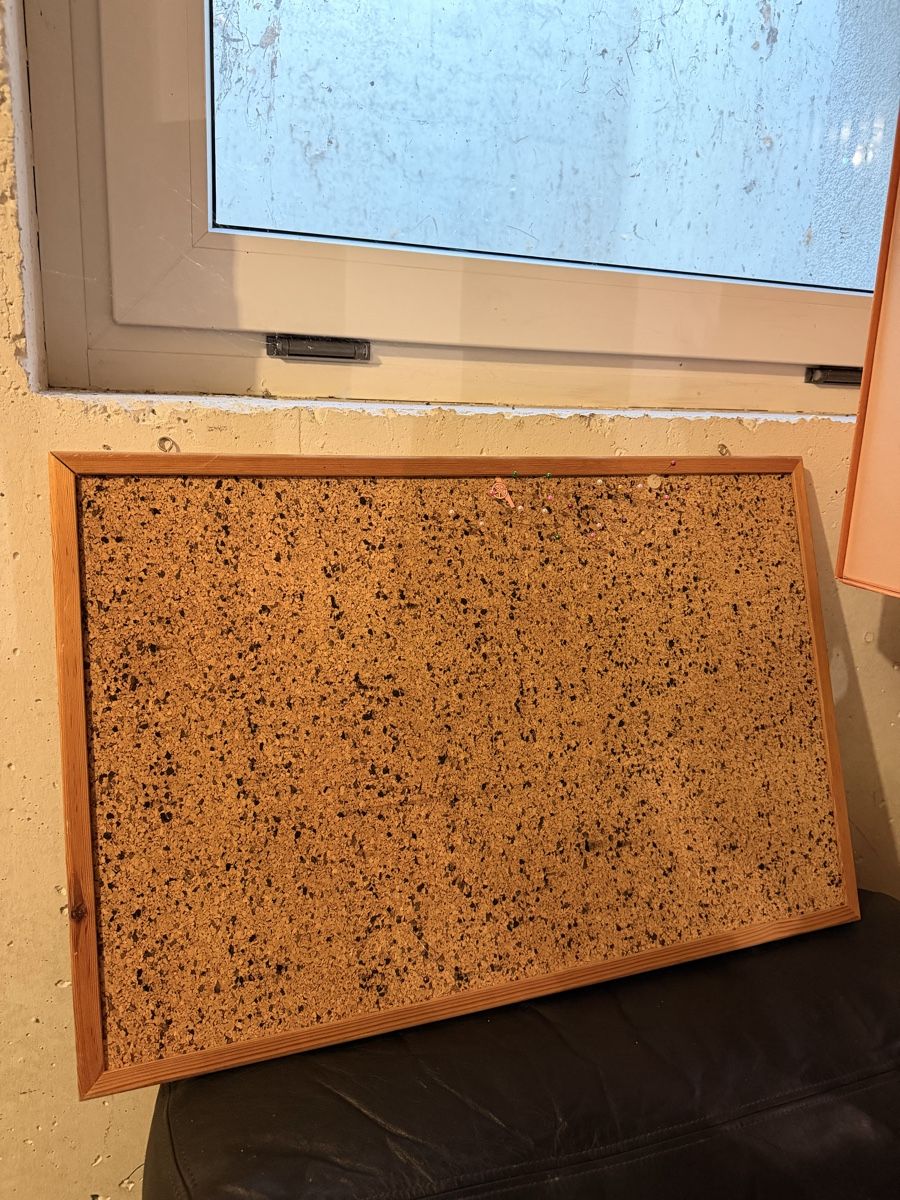 Wandtafeln: Korkenboard  – Gebraucht aus Horgen von baluu_10