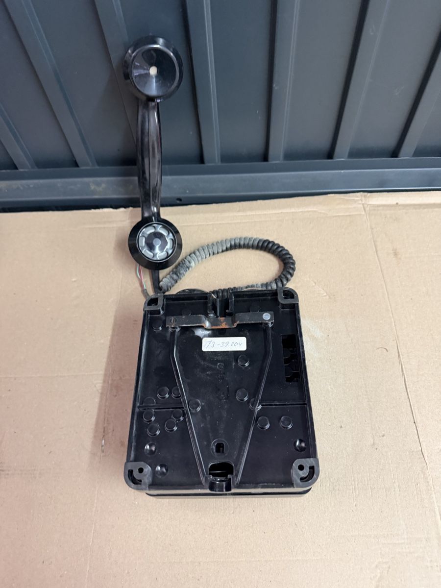 Telefoni: Altes Telefon Wandmodell mit Wählscheibe schwarz – Difettoso da Kreuzlingen venduto da Roller-Werkstatt 1