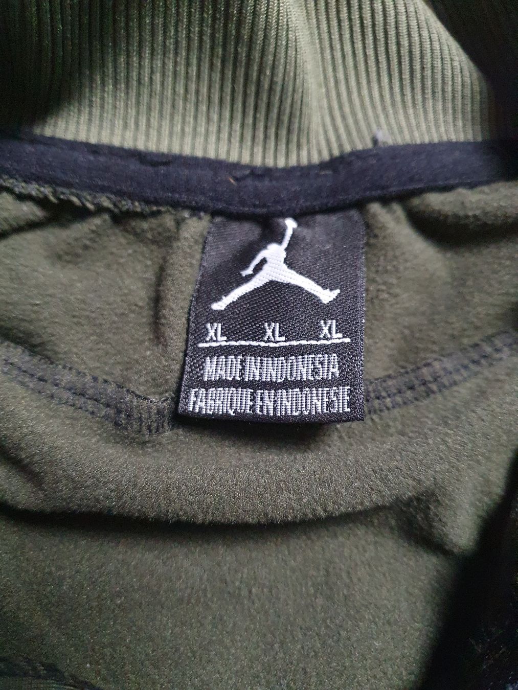 Jordan Jacken: Jordan Trainingsjacke Herren Gr. M – Gebraucht aus St. Gallen von CaliSunshine 4