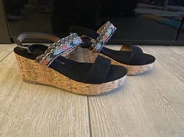 Sandales compensées