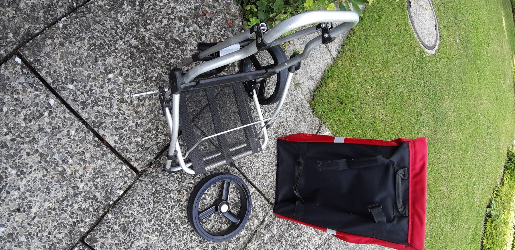 Sonstiges für Haushalt & Wohnen: ANDERSEN Einkaufstrolley Royal / Tasche rot – Gebraucht aus Henggart von hen_9f22 7