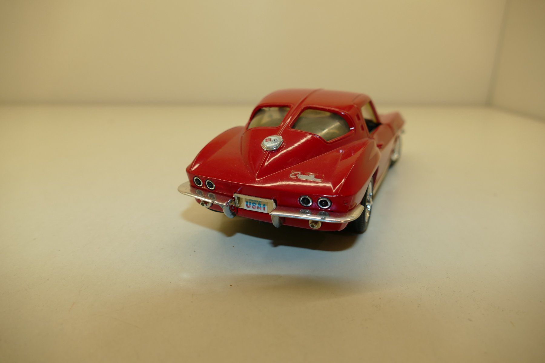 Revell Modellini d'auto: Revell 1:24: Corvette Stingray – Usato da Niederhasli venduto da rail-duerst 3
