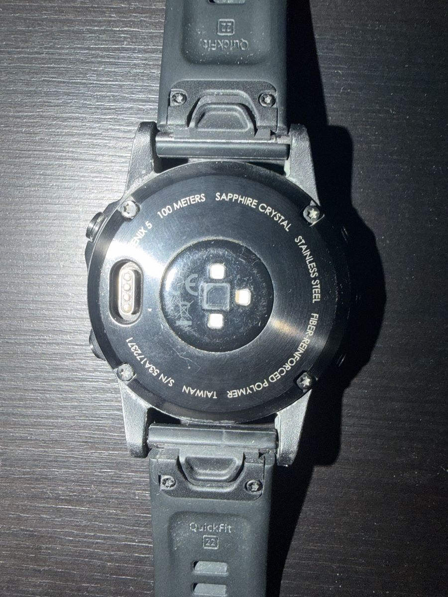 Garmin Smartwatch: Garmin Fenix 5 Saphirre – D'occasion à Corminboeuf par martyfew 3