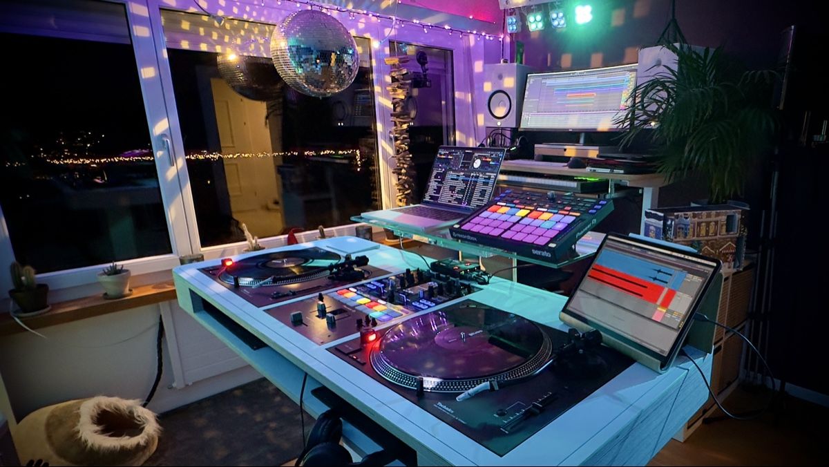 Equipement de magasin & Foires: Hoerboard Stereo T. - DJ Booth – Neuf (Voir description) à Chur par den_ml2z 4