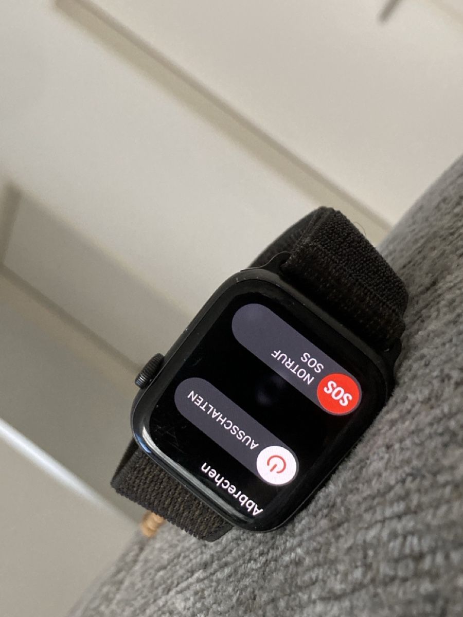 Swiss Orologi: Apple Watch Smartwatch schwarz gebraucht – Usato da Rothrist venduto da ToniG71 1