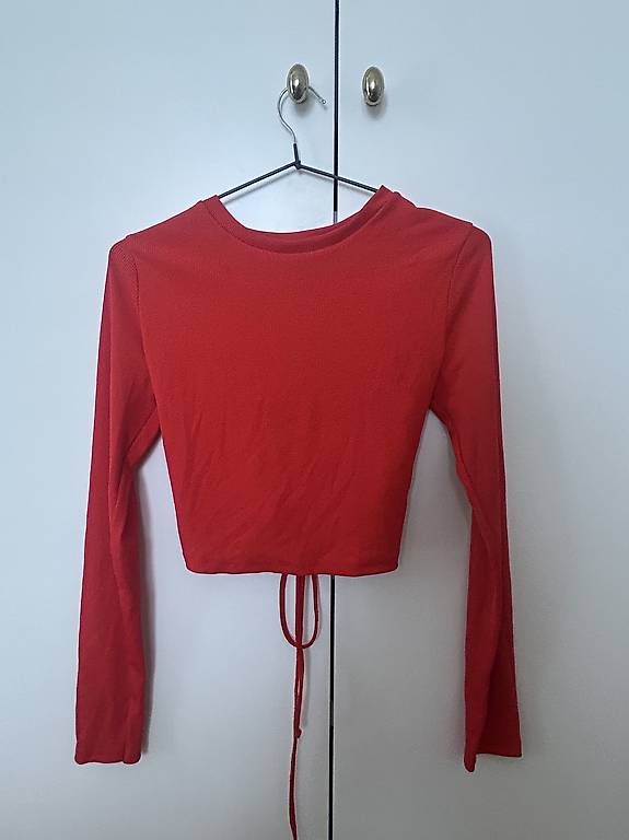 Bershka Tops: Bershka Top – D'occasion à Münsingen par eny04