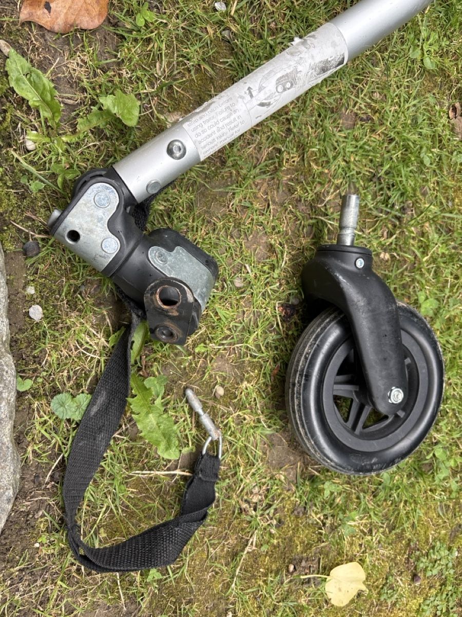 Croozer Rimorchi: Croozer Veloanhänger – Usato da Basel venduto da buyitbyisa 4