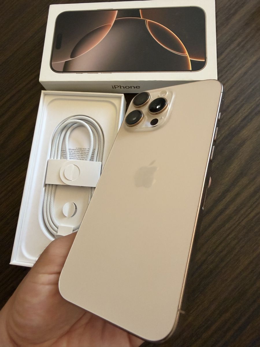 Apple Portables: Iphone 16 pro max 256go – D'occasion à Courtion par Fefe_49 3
