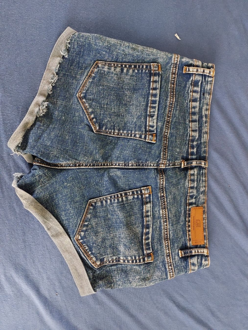 Jeans: Jeansshorts distressed Grösse M   – Neuf avec emballage d'origine à Gwatt (Thun) par B.D.999 2