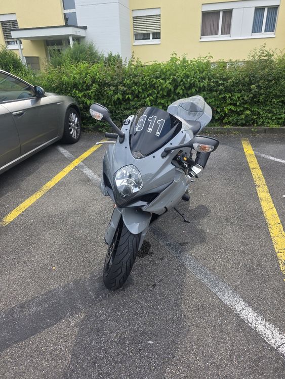 Suzuki Strada: Suzuki GSX-R 1000 - sehr guter Zustand - Ab MFK/Service – Usato da Unterägeri venduto da bilji74 4