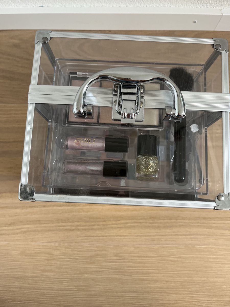 Make-up: Schminkkoffer – Usato da Weesen venduto da mad_q9gh 3