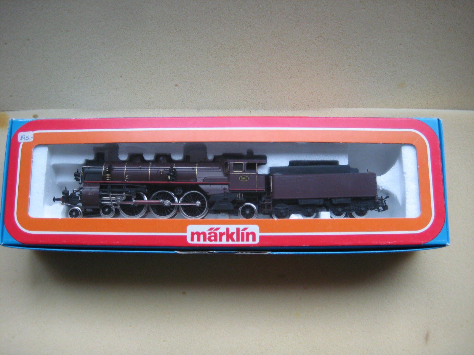 Märklin Modellini di ferrovie: Marklin 3111 NEUVE analogique HO – Nuovo e nell'imballaggio originale da Neuchâtel venduto da Philippeflecherouge