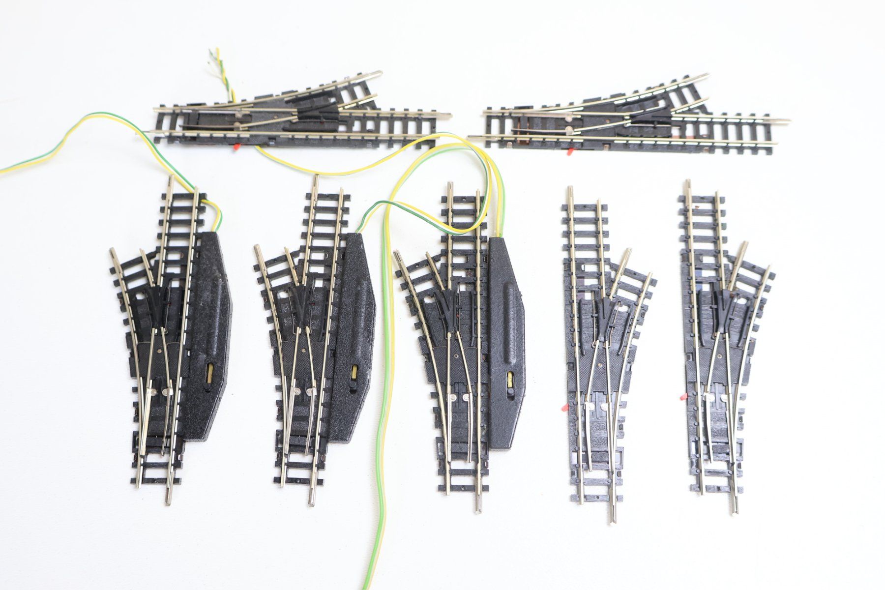 Trix Modelleisenbahnen: Minitrix 7 x El. Weichen - N – Gebraucht aus Winterthur von Monstera 1