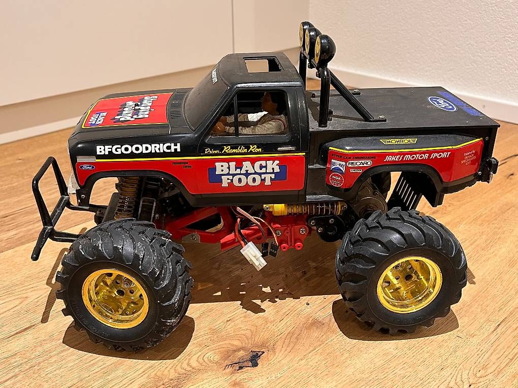Modellismo RC: Tamiya Black Foot 1986 – Usato da Burgäschi venduto da Dr_Snuggler