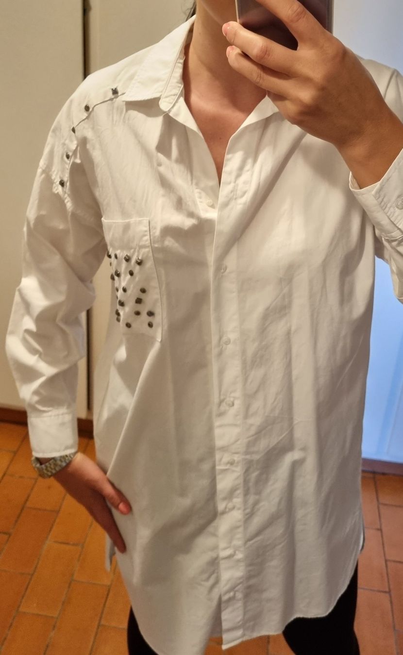 Zara Camicette: ZARA Oversized Hemd, Xs – Nuovo (secondo la descrizione) da St Gallen venduto da vir_5kgt 2