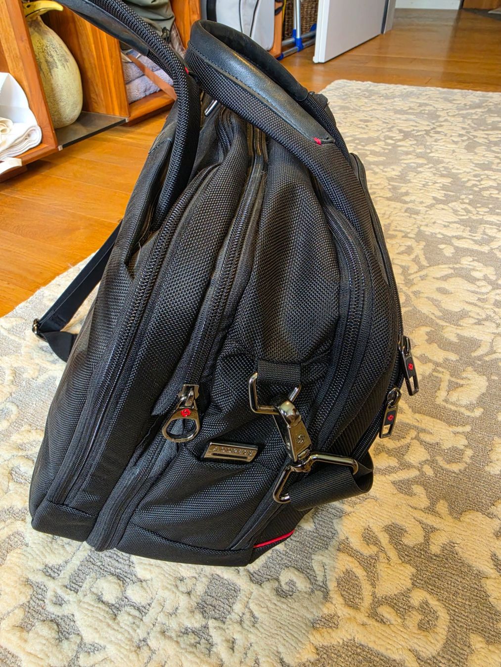 Samsonite Taschen: Samsonite Notebooktasche 15.6" Pro-DLX 5 – Gebraucht aus Wald AR von Gissgigi 2