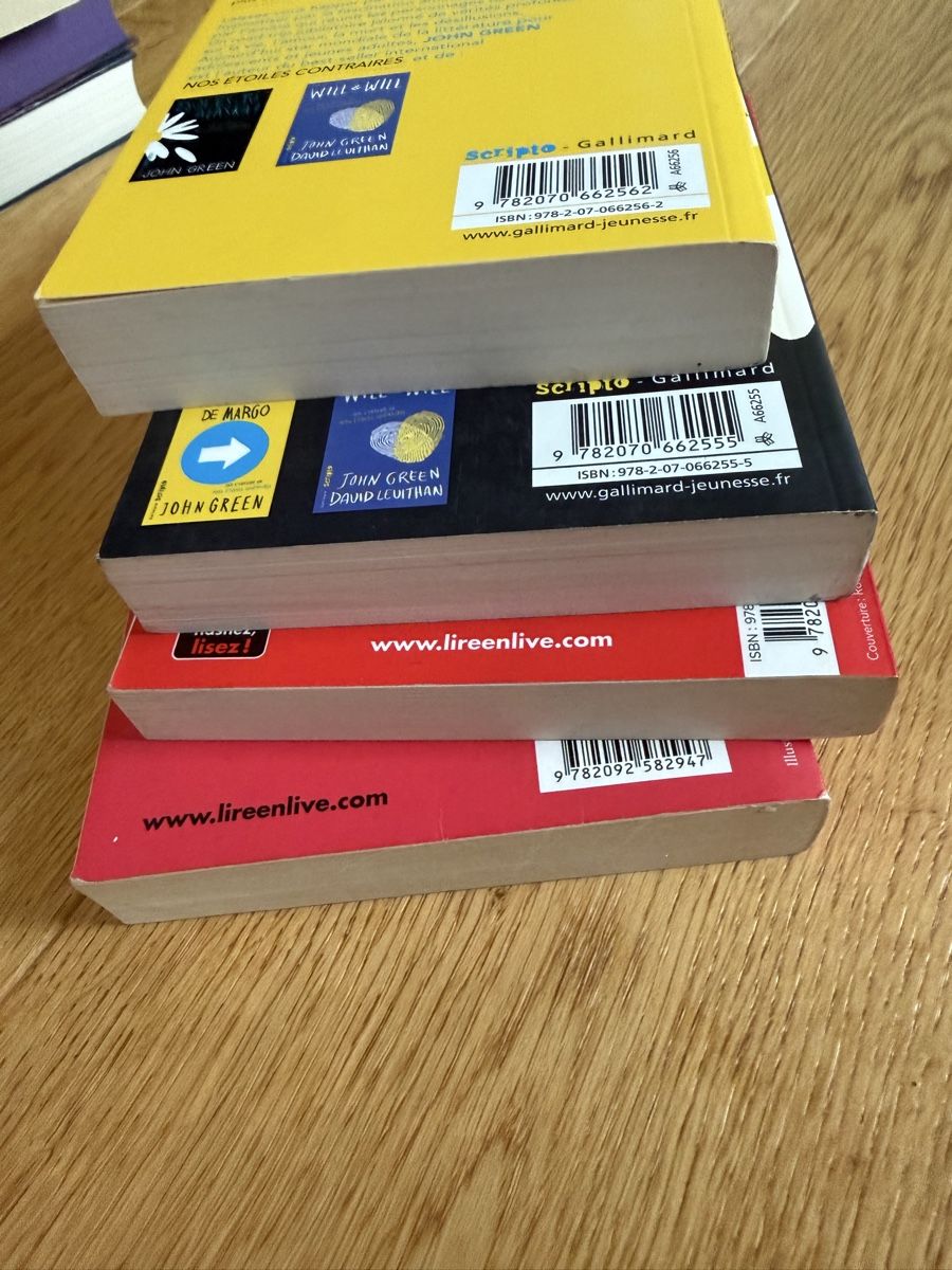 Libri: 4 Bücher von John Green & T.S. Esston – Usato da Zürich venduto da turicum2008 6