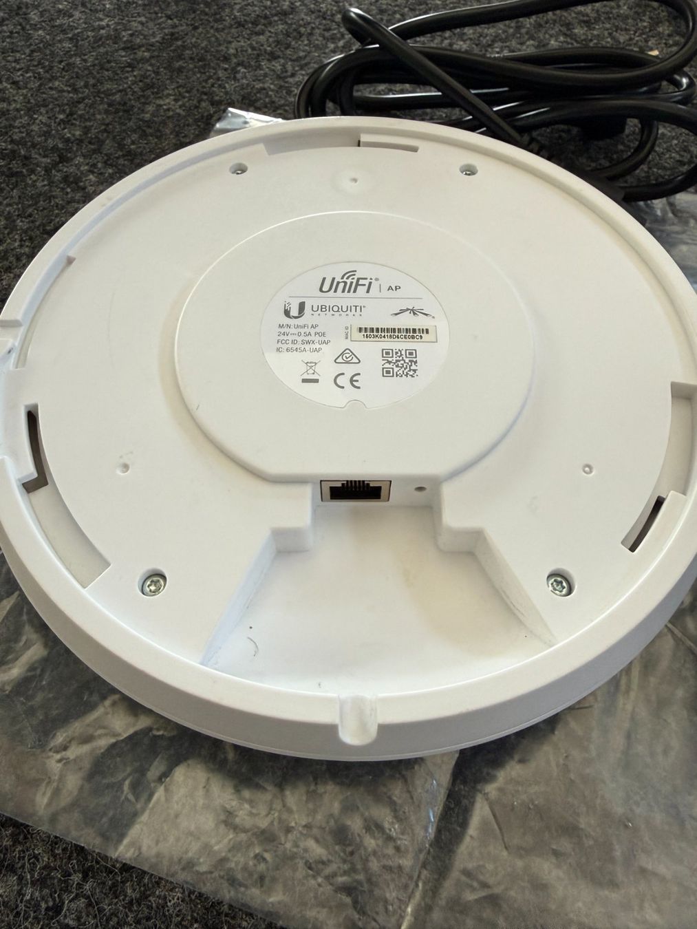 Ubiquiti WiFi: Unifi Access Point (ältere Generation) – Usato da Wohlen AG venduto da VerkaufAargau 2