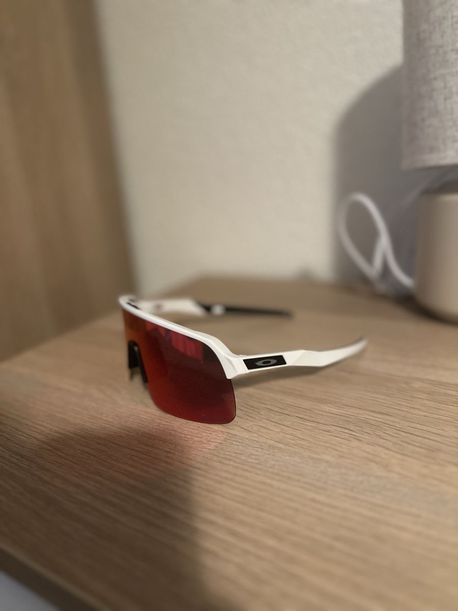 Oakley Occhiali & Lenti: Lunettes Oakley Sutro Lite – Nuovo (secondo la descrizione) da Bulle venduto da Miriammf_6 4