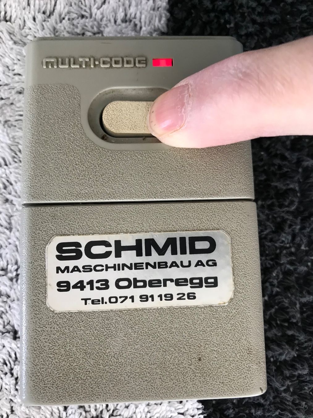 Fernbedienungen: Garagentor Funkfernbedienung MULTI-CODE MOD 3089 gebraucht – Gebraucht aus Niederteufen von mix18 1