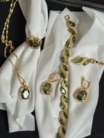 Magnifique parure dorée et verte, idée cadeau ✨!