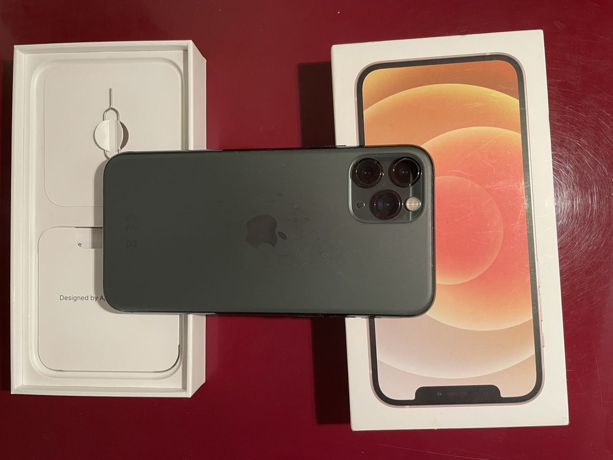 Apple Handys / Smartphones: iPhone 11 Pro 64 GB - Vert nuit  – Gebraucht aus Genève von captain_price 1