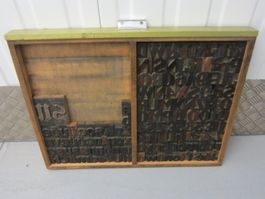 Antikes Buchdrucker Set mit Holzbuchstaben