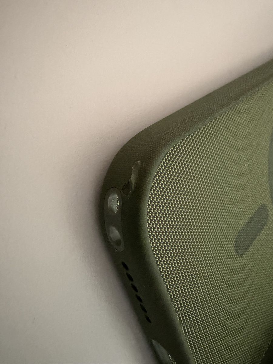 Apple Cover & Protezioni schermo: Apple iPhone 17 Pro Max Cover Techwoven grün – Usato da Watt venduto da Segi75 2