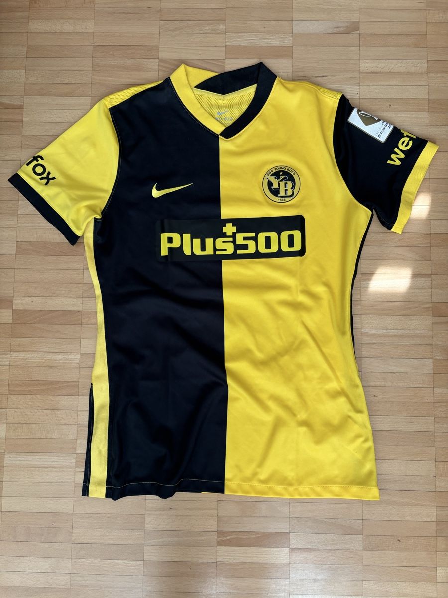 Nike Canottiere & Pantaloni: Trikot BSC YB  – Usato da Burgdorf venduto da Fiischer