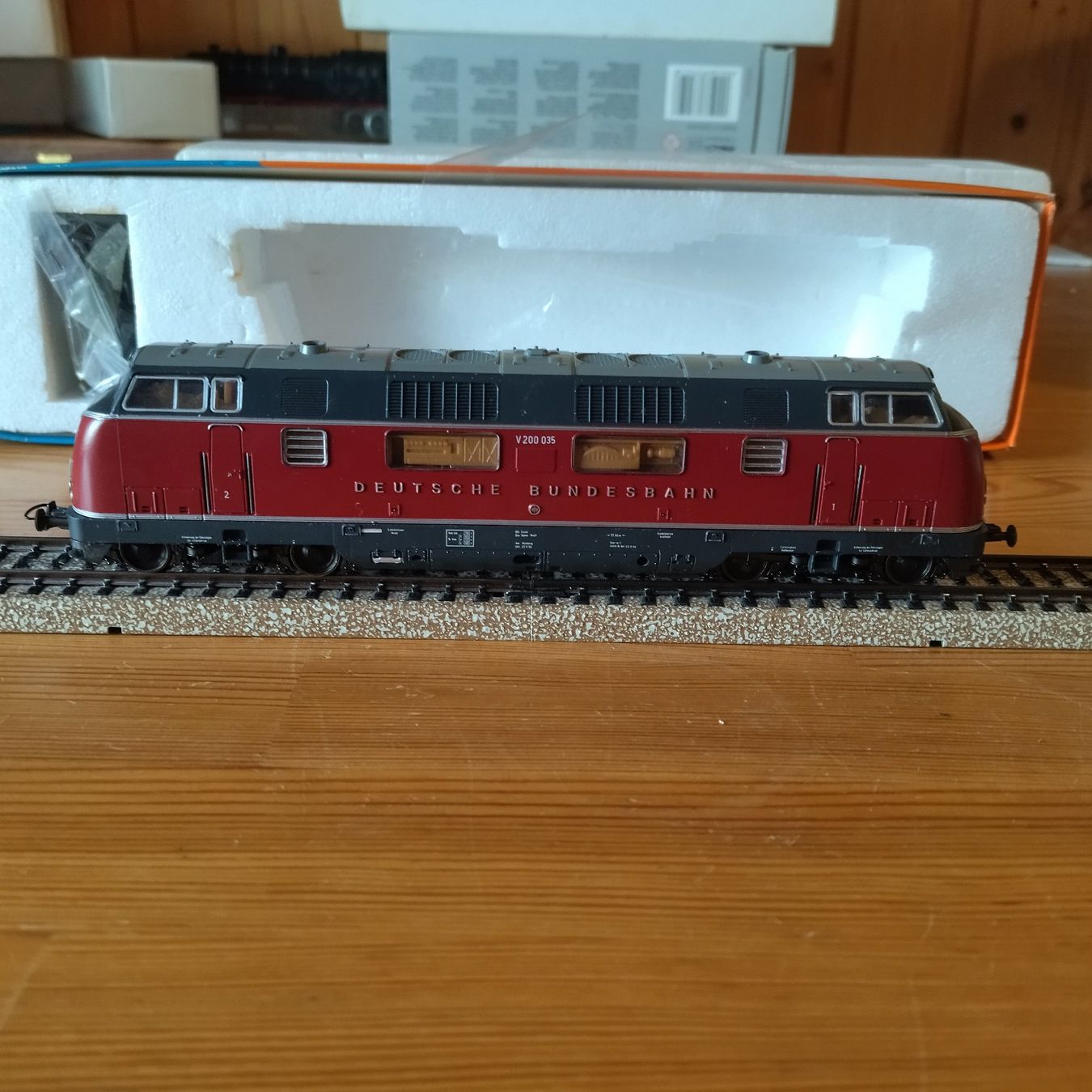 Roco Trains électriques: Roco Lok 43522 (846) – Défectueux à Basel par BeanieUp