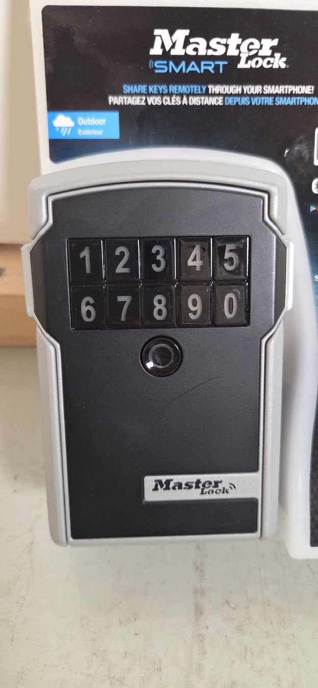 Coffre-fort: Master Lock 5441EURD Bluetooth Schlüsselsafe – Neuf (Voir description) à Küssnacht am Rigi par _DealFactory_ 2