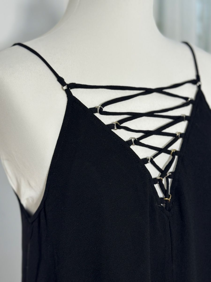 H&M Vestiti: Schwarzes Kleid von H&M, Gr. 40 – Usato da Wetzikon ZH venduto da el-lustigo2 1