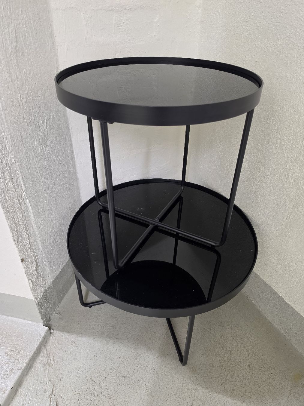 Tavoli: 2 Moderne Coutchtische – Usato da pratteln venduto da fir_nhg5 1