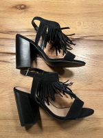 Schwarze Fransen Sandaletten Absatzschuhe Gr. 39 Soft Grey